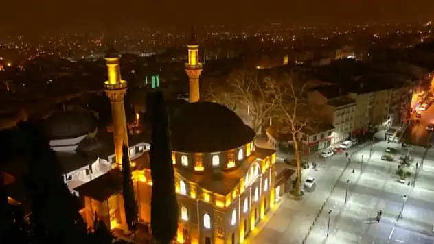 Ulu Cami'de yeni yılın ilk namazı kılındı