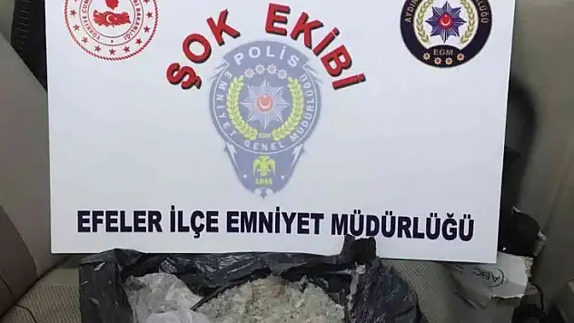 Uyuşturucuyu yola döküp kaçan şahıslar yakalandı
