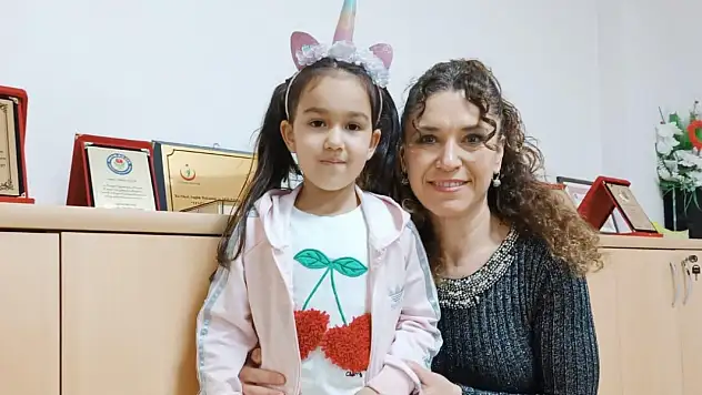Yarışma ödülünü depremzede çocuklara gönderdi
