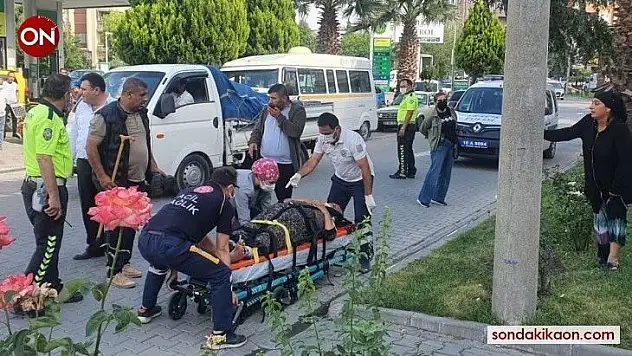 Yaşlı kadın elektrikli bisikletten düştü