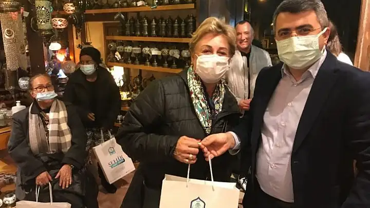 'Turizm kenti' Bursa'da, turistlere başkan sürprizi