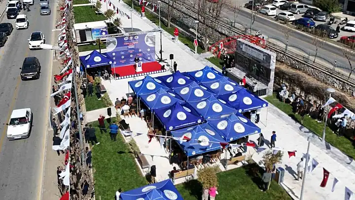14 Mart'ta sağlık emekçileri unutulmadı