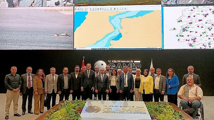 AK Parti heyeti tam kadro Ankara'da