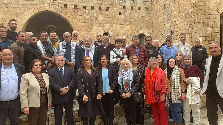 AK Parti'li Tanrıverdi'ye Filistin'den plaket