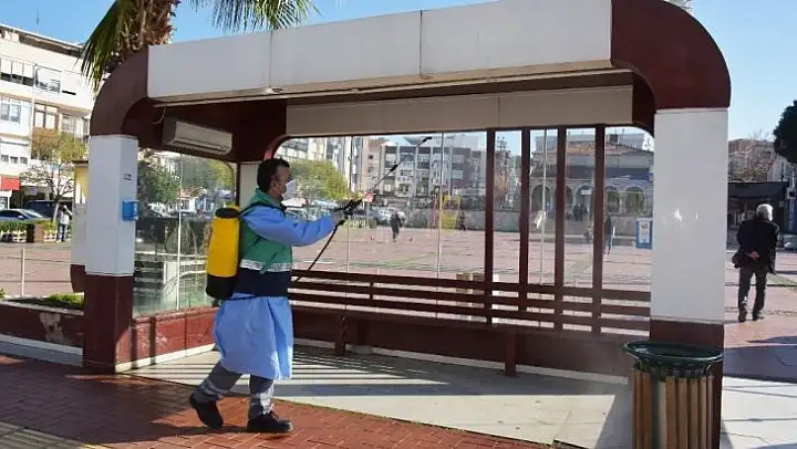 Aliağa'da ortak kullanım alanları dezenfekte ediliyor