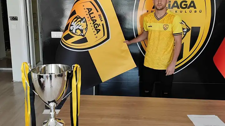 Aliağa FK'da Kaan Özder ile yollar ayrıldı