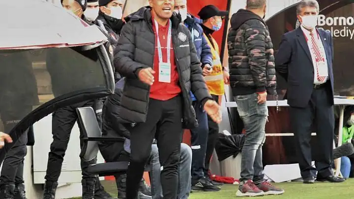 Altay'ın teknik direktörü Mert Nobre oldu
