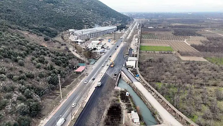 Ankara Yolu'nda iki köprü sil baştan yenilendi