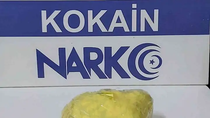 Araçtan uyuşturucu çıktı