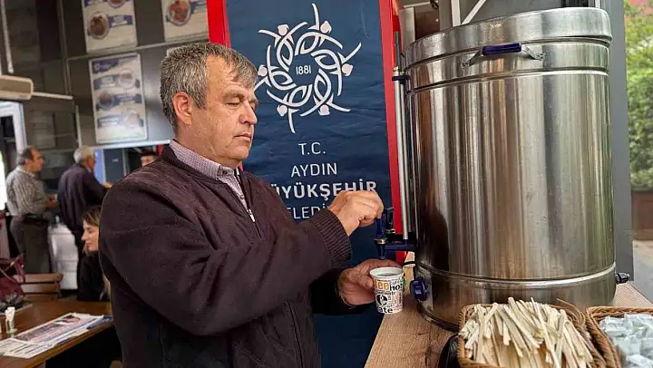 Aydın Büyükşehir Belediyesi Kent Lokantaları'nda çay 1 lira