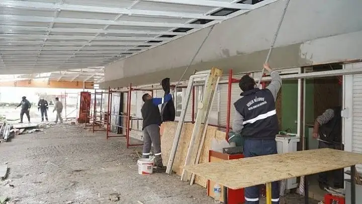 Ayvalık'ta 'Tostçular Çarşısı' yenileniyor