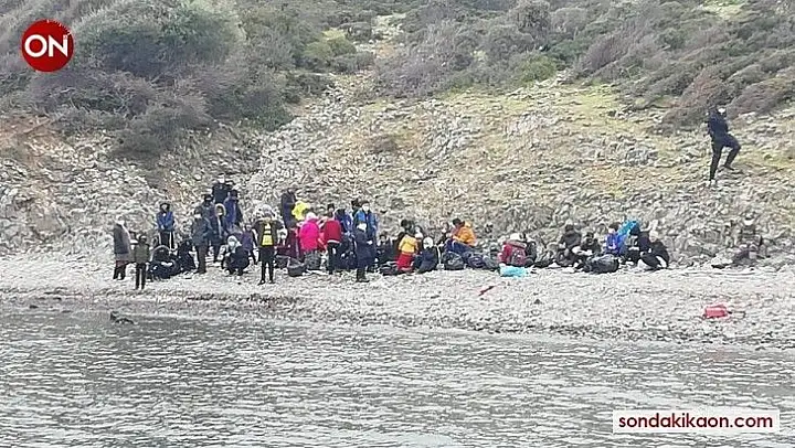 Ayvalık'ta denizde sürüklenerek adada mahsur kalan 48 göçmen kurtarıldı