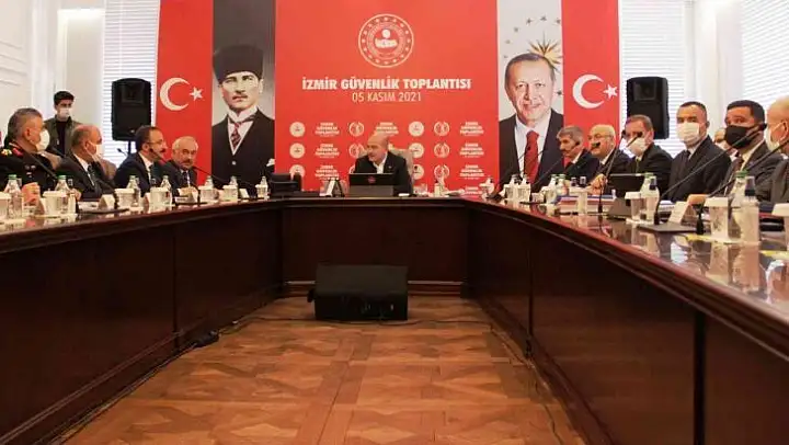 Bakan Soylu İzmir'de