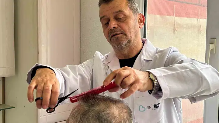 Balıkesir Büyükşehirden 'Evde Ücretsiz Berber Hizmeti'