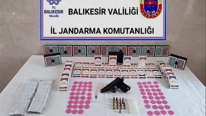 Balıkesir'de 21 şahsa uyuşturucu operasyonu