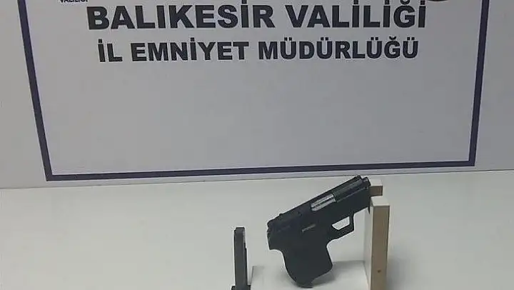 Balıkesir'de aranan 9 şahıs yakalandı
