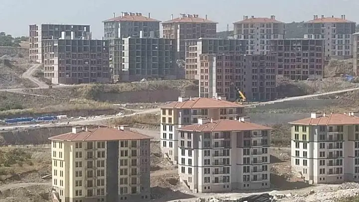 Balıkesir'de Nisan ayında bin 791 konut satıldı