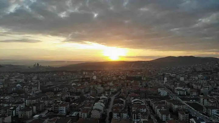 Balıkesir'de sisli gün batımı