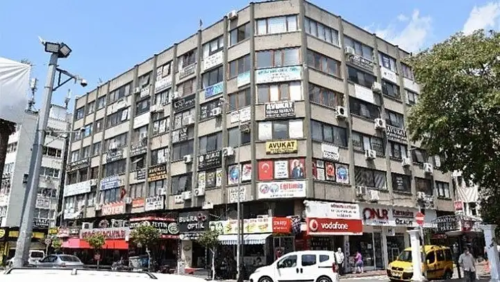 Balıkesir'de tabela kirliliğine kesin çözüm