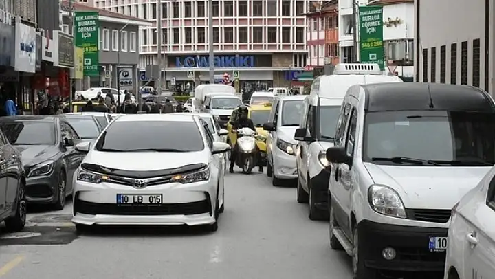 Balıkesir'de trafiğe kayıtlı araç 560 bin oldu