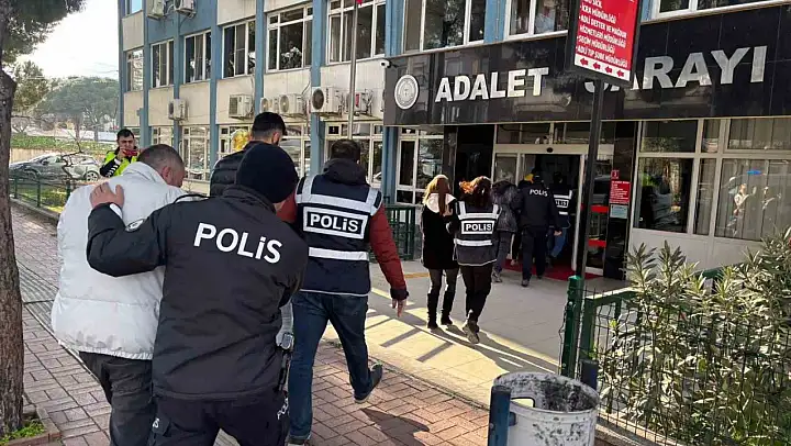 Balıkesir'de yediemin otoparkından çalınan 4 araç operasyonla bulundu: 2 tutuklama