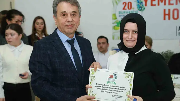 Balıkesir'de zeytinyağlı yemekler yarıştı