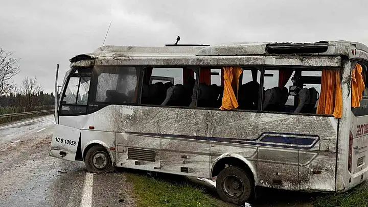 Balıkesir'deki servis kazasında yaralı sayısı 18'e çıktı