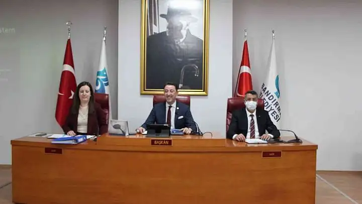 Bandırma Belediyesi 2021 faaliyet ve bütçe performans toplantısını gerçekleştirdi