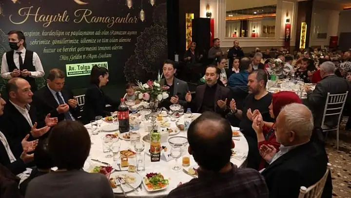Bandırma Belediyesi, özel gereksinimli bireylerde iftarda buluştu