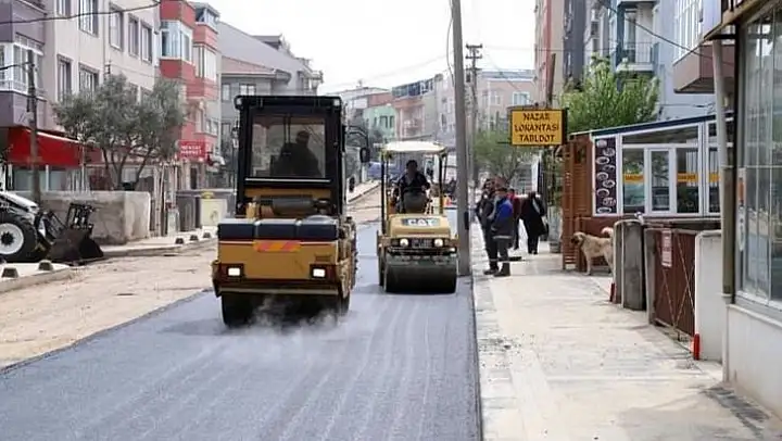 Bandırma Belediyesi yol çalışmalarını hızlandırdı