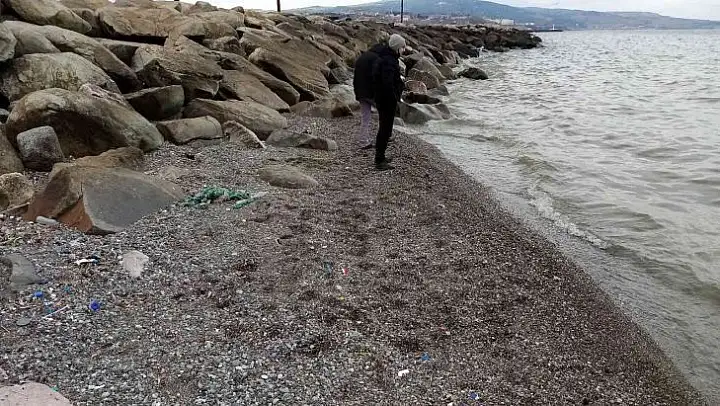 Bandırma'da iki aydır çekilen deniz eski haline gelmedi