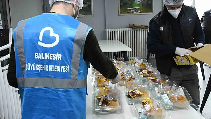 Başkan Akın: 'Balıkesir'de hiçbir çocuk yatağa aç girmeyecek'