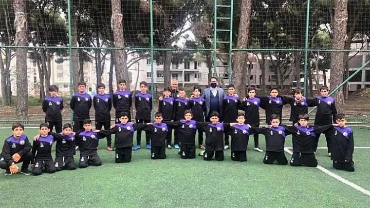 Başkan Alkan'dan Horozköyspor altyapı idmanına ziyaret