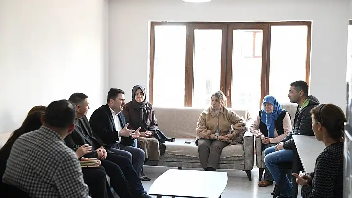 Başkan Avcı depremzede aileleri ziyaret etti