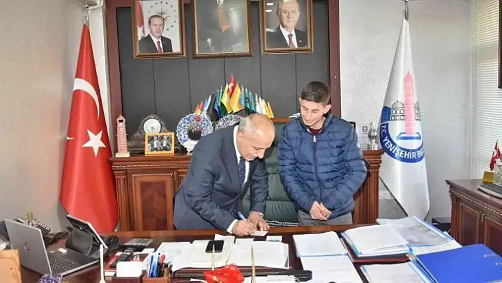 Başkan Aydın'dan gençlere tam destek