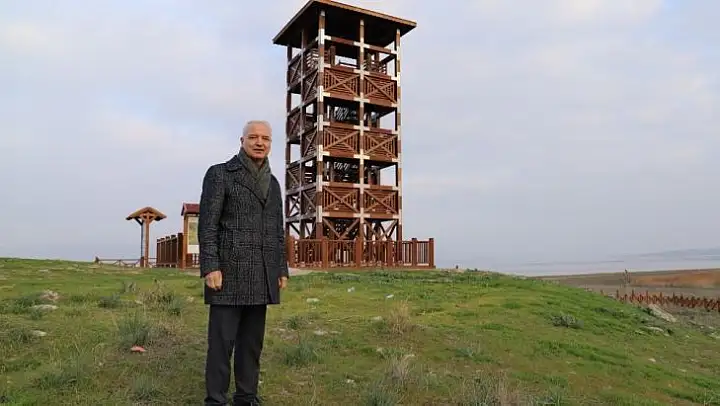 Başkan Bilgin, Marmara Gölünde kuş gözlemevini inceledi