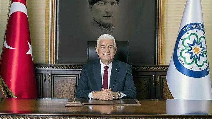 Başkan Gürün sağlık çalışanlarının Tıp Bayramı'nı kutladı