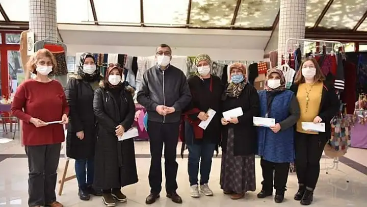 Başkan Öz'den girişimci kadınlara ziyaret