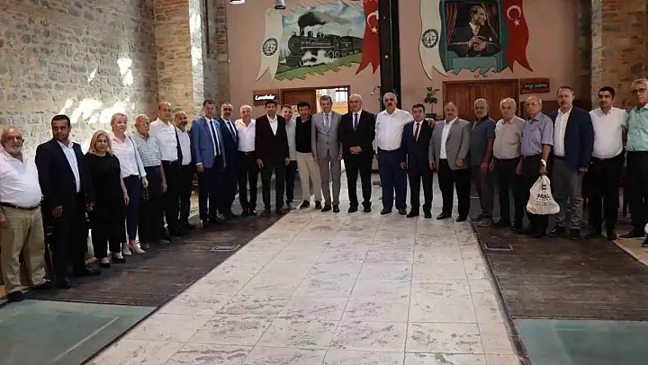 Başkan Özcan'dan Nazilli'nin Ahileri'ne onur plaketi