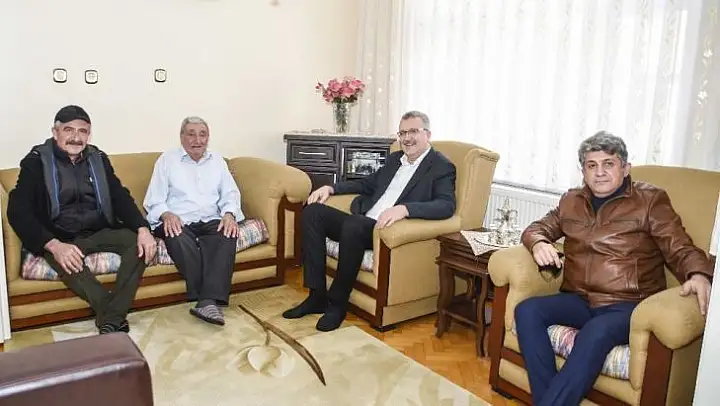Başkan Özkan'dan seleflerine ziyaret