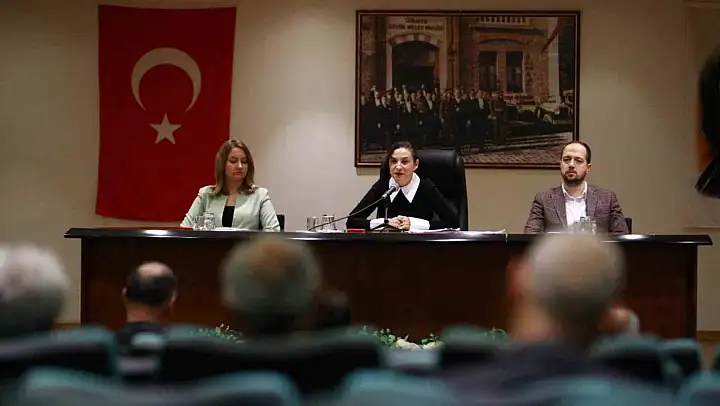 Başkan Sengel'den 8 Mart vurgusu: 'Kadın yaşamın içinde mücadeledir'