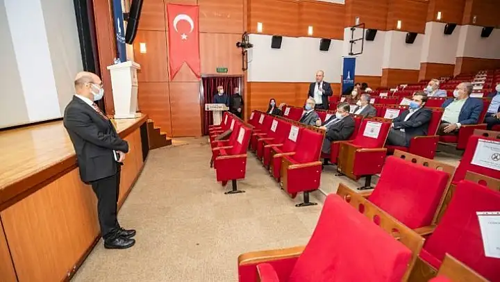 Başkan Soyer'den milletvekillerine İnciraltı bilgilendirmesi