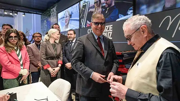 Başkan Tugay: 'İzmir'in geleneğinde fuarcılık var'