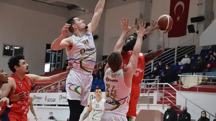 Basketbol Süper Ligi: Aliağa Petkim Spor: 72 - Bahçeşehir Koleji: 77