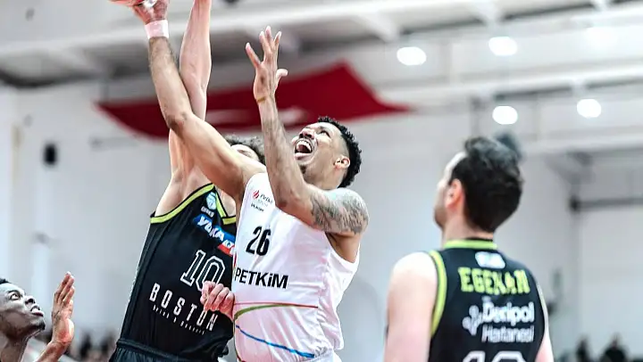 Basketbol Süper Ligi: Aliağa Petkimspor: 82 - Yukatel Merkezefendi Belediyesi Basket: 78