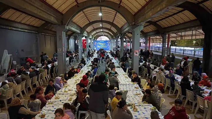 Bayraklı'da Ramazan bereketi