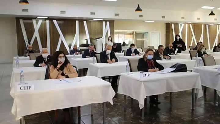 Bayraklılı depremzedeler 2 yıl harç ödemeyecek