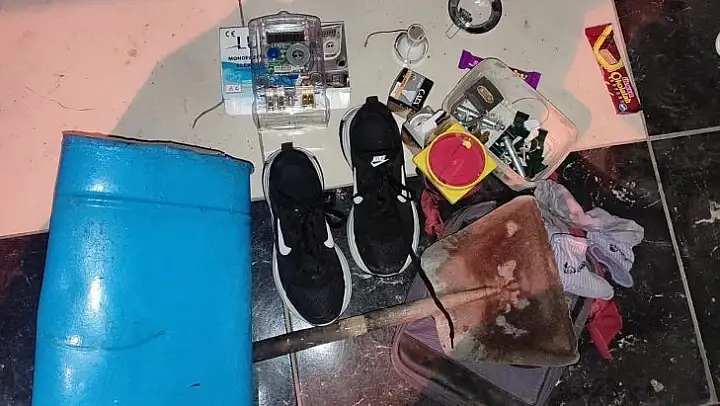 Binadan ayakkabı çaldı, 5 metre uzaklaşamadan gece kartallarına yakalandı