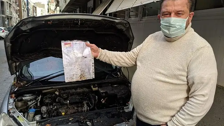 Bir 1 hafta önce aldığı arabasıyla sel sularına kapıldı