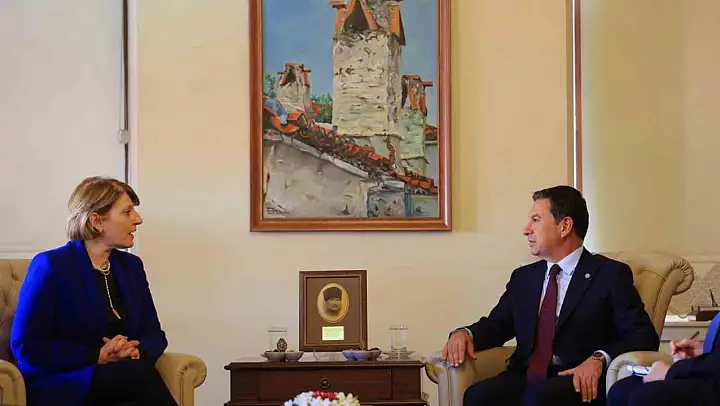 Birleşik Krallık Ankara Büyükelçisi'nden Başkan Aras'a zZiyaret